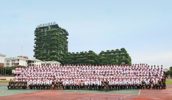 碧桂园职业学院第二届学生毕业典礼